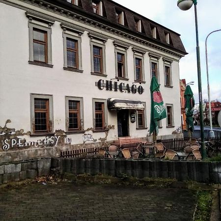 Hotel Chicago Chomutov Εξωτερικό φωτογραφία