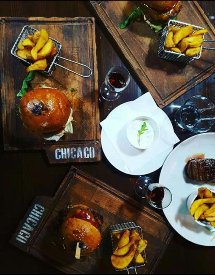 Hotel Chicago Chomutov Εξωτερικό φωτογραφία